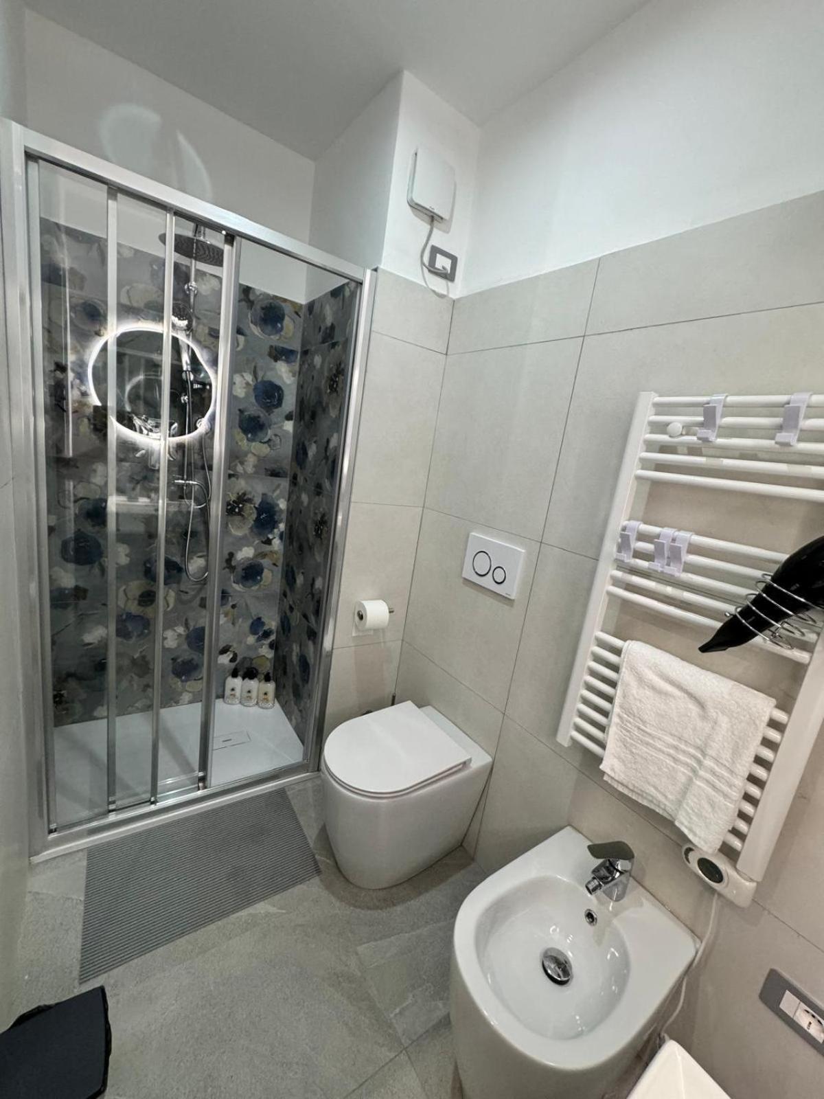 Appartamento La Casa Di Jennifer Nel Centro Parma Esterno foto